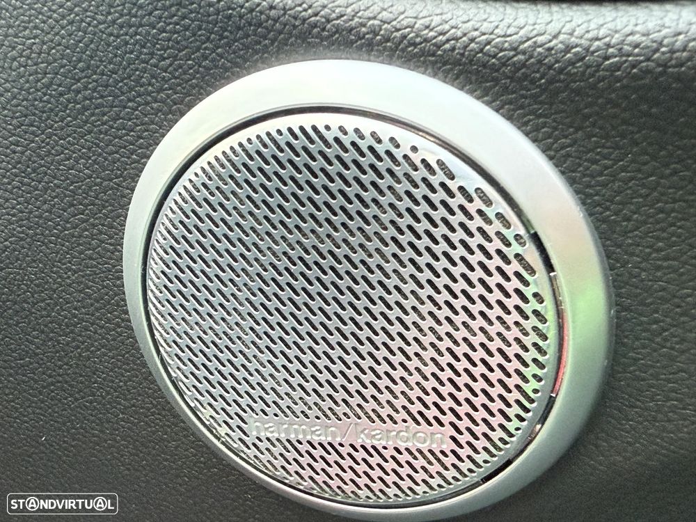 Alfa Romeo Giulia 2.0 Turbo 16V AT8-Q4 Veloce - 36