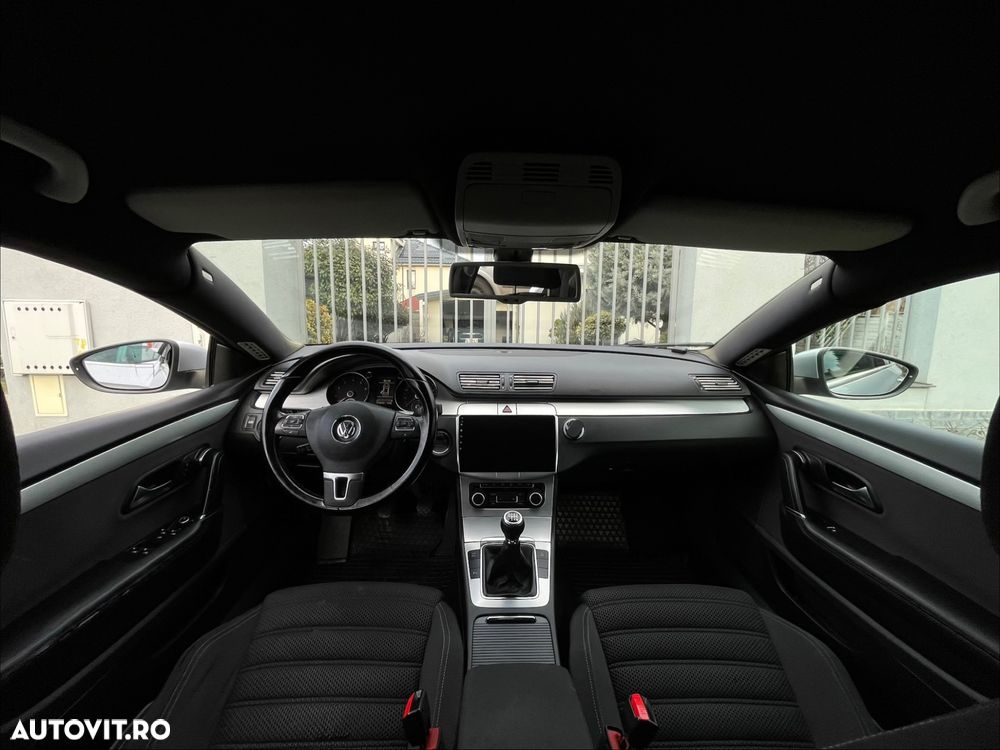 Volkswagen Passat CC - 10