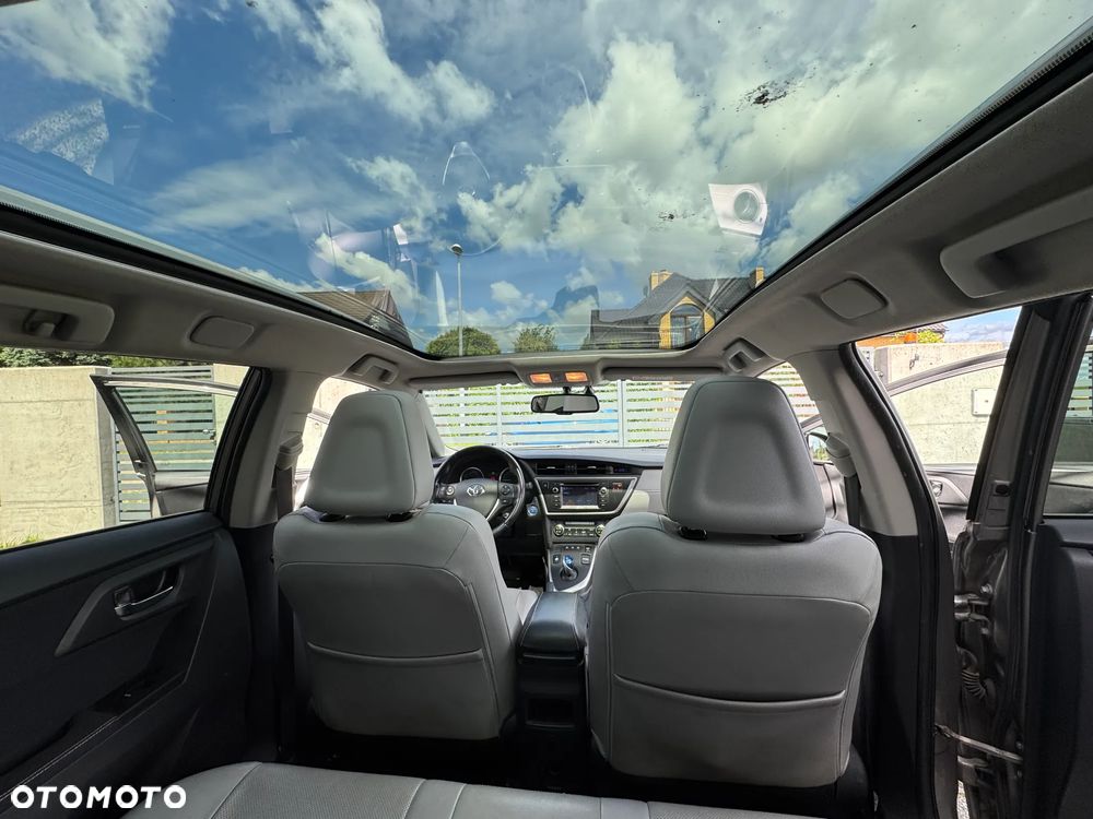 Toyota Auris Hybrid 135 Prestige - 14