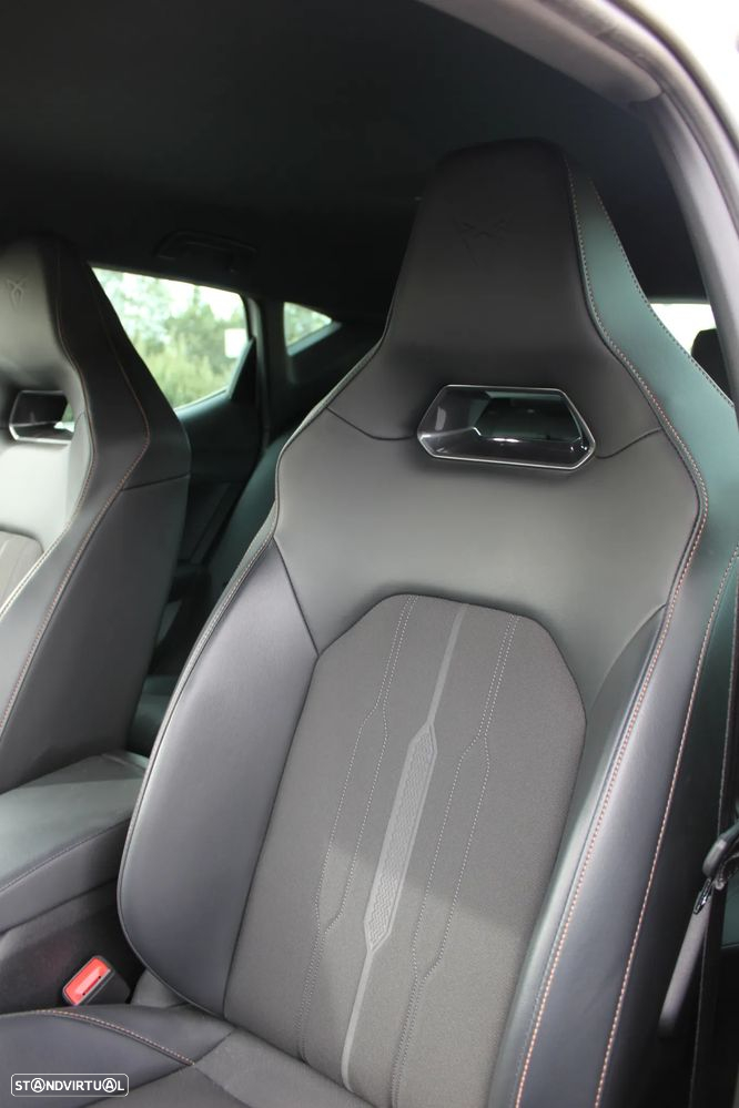 Cupra Leon 1.4 e-Hybrid (180 kW System) - 19