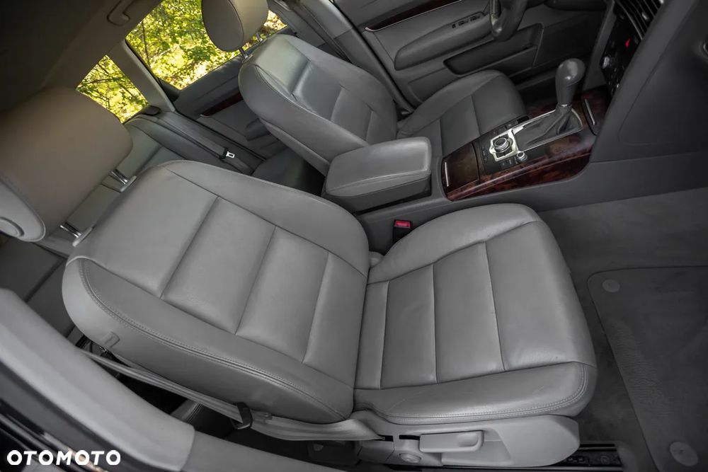 Audi A6 Avant 2.4 multitronic - 22