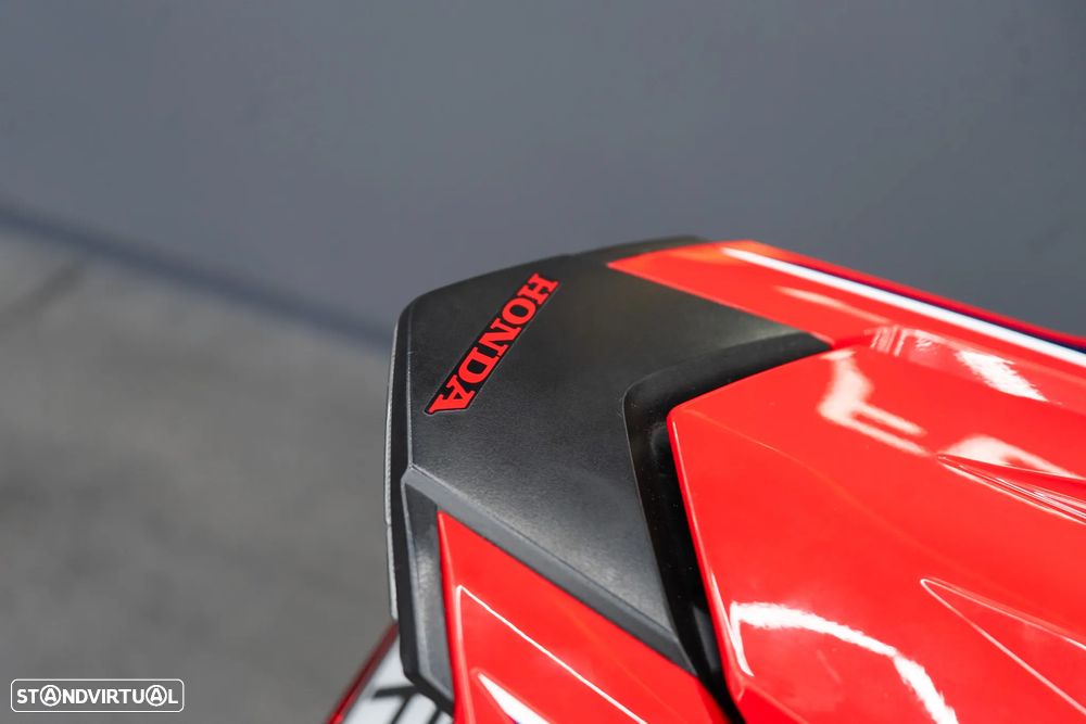 Honda CBR 1000RR Fireblade SP - 24