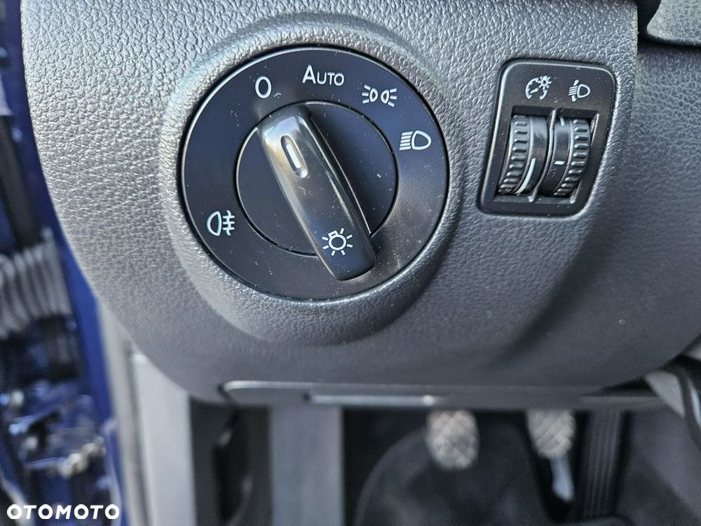 Volkswagen Golf Plus - 14