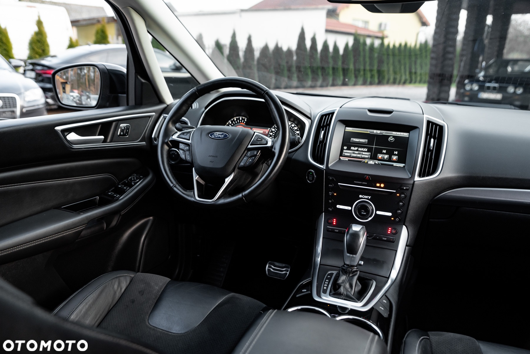 Ford S-Max - 27