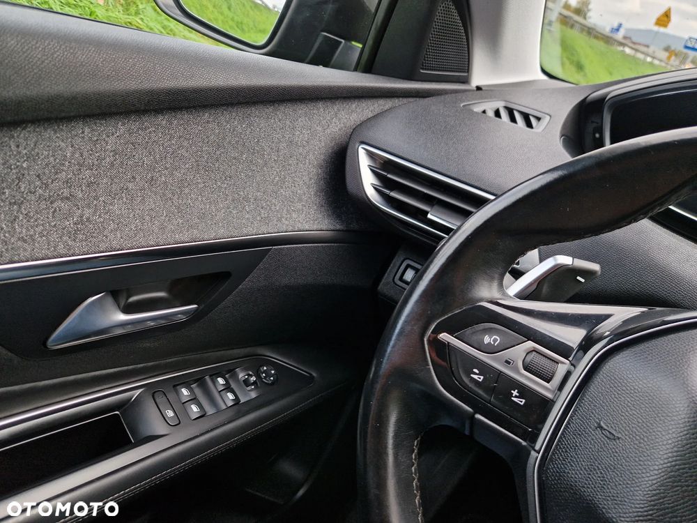 Peugeot 3008 - 20