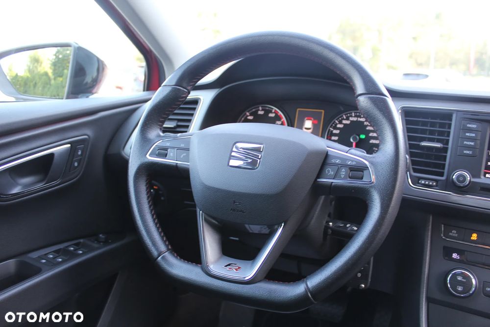 Seat Leon 1.8 TSI Start&Stop DSG FR - 23
