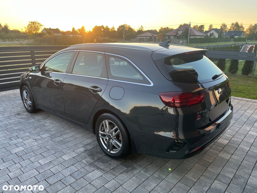 Kia Ceed - 39
