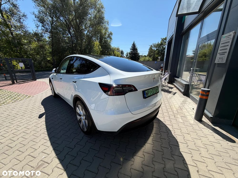 Tesla Model Y RWD - 7