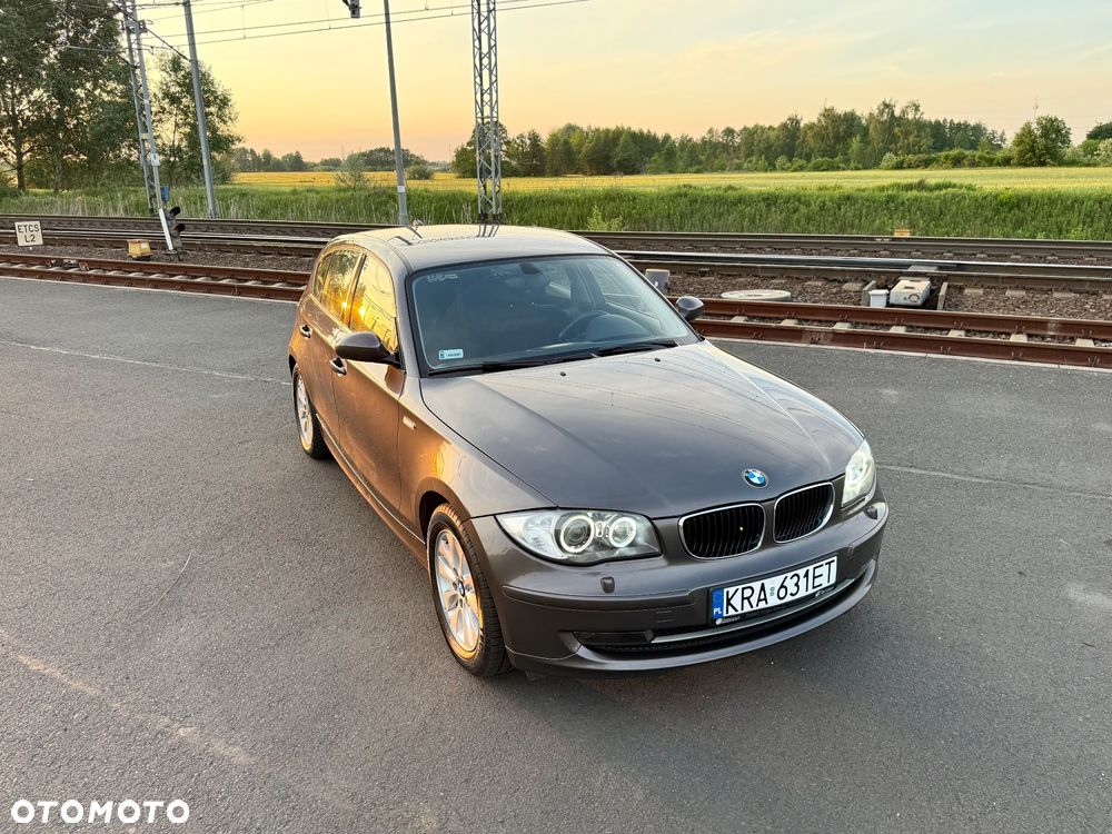 BMW Seria 1 118d DPF - 2