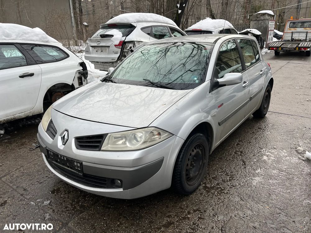 Dezmembrez Renault Megane II facelift gri argintiu 1,6 16v 2007 - 5