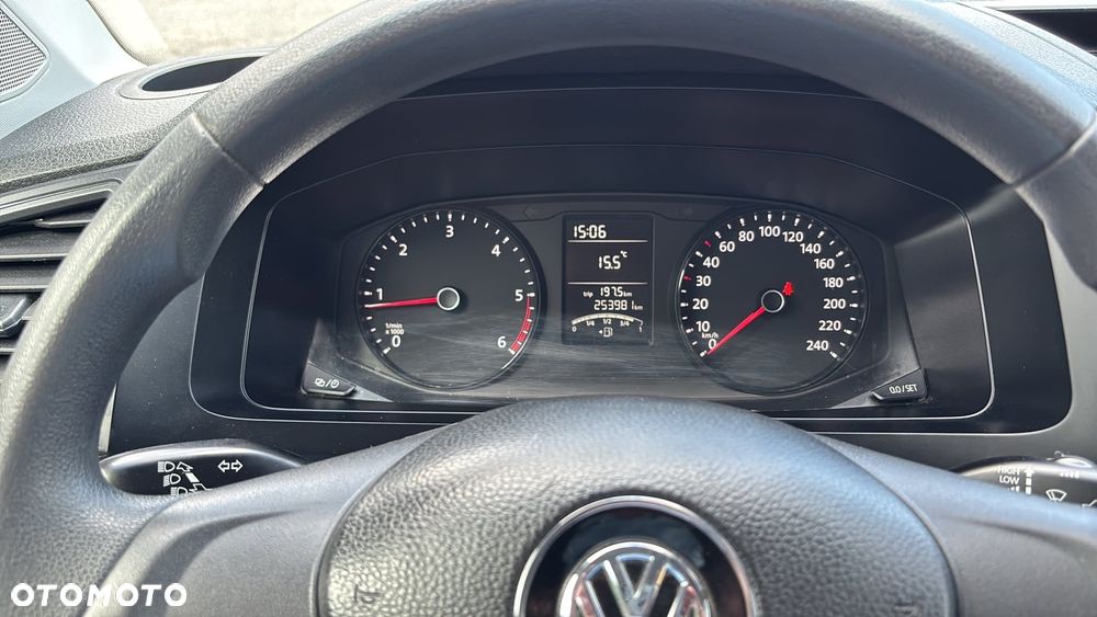 Volkswagen Transporter - 15