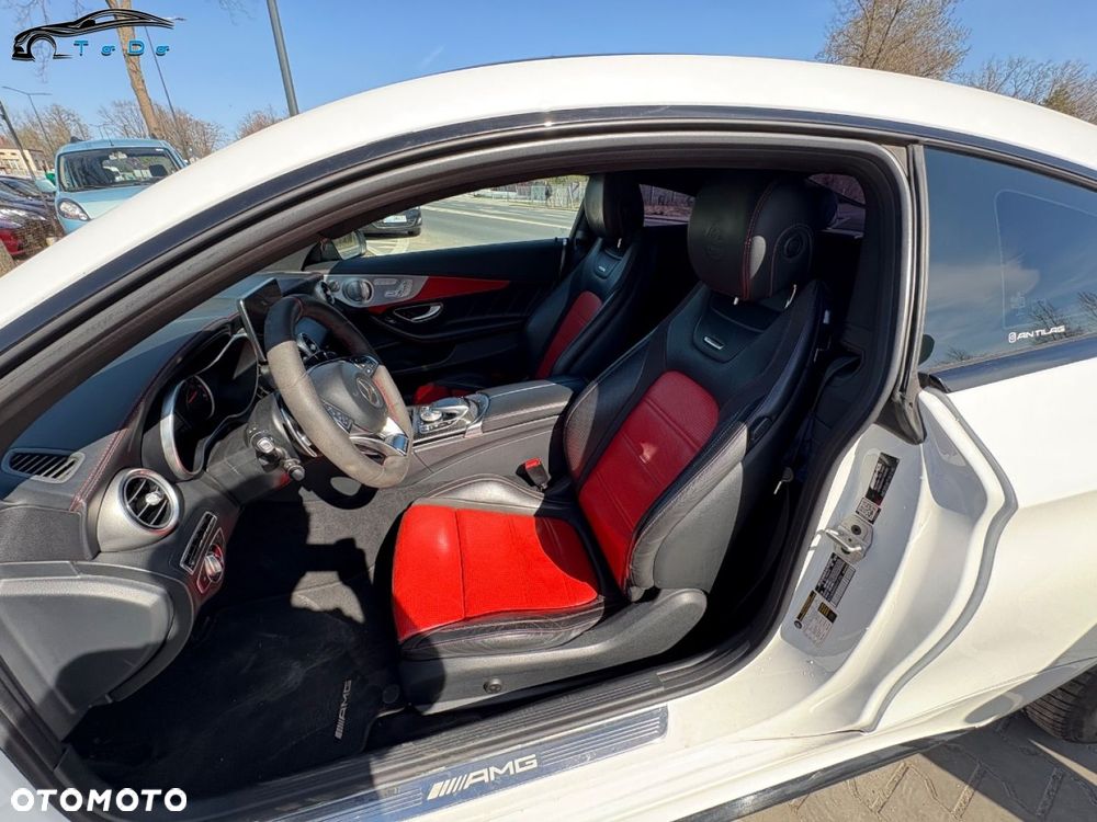 Mercedes-Benz Klasa C AMG 63 S AMG Speedshift 7G-MCT Edition 1 - 29