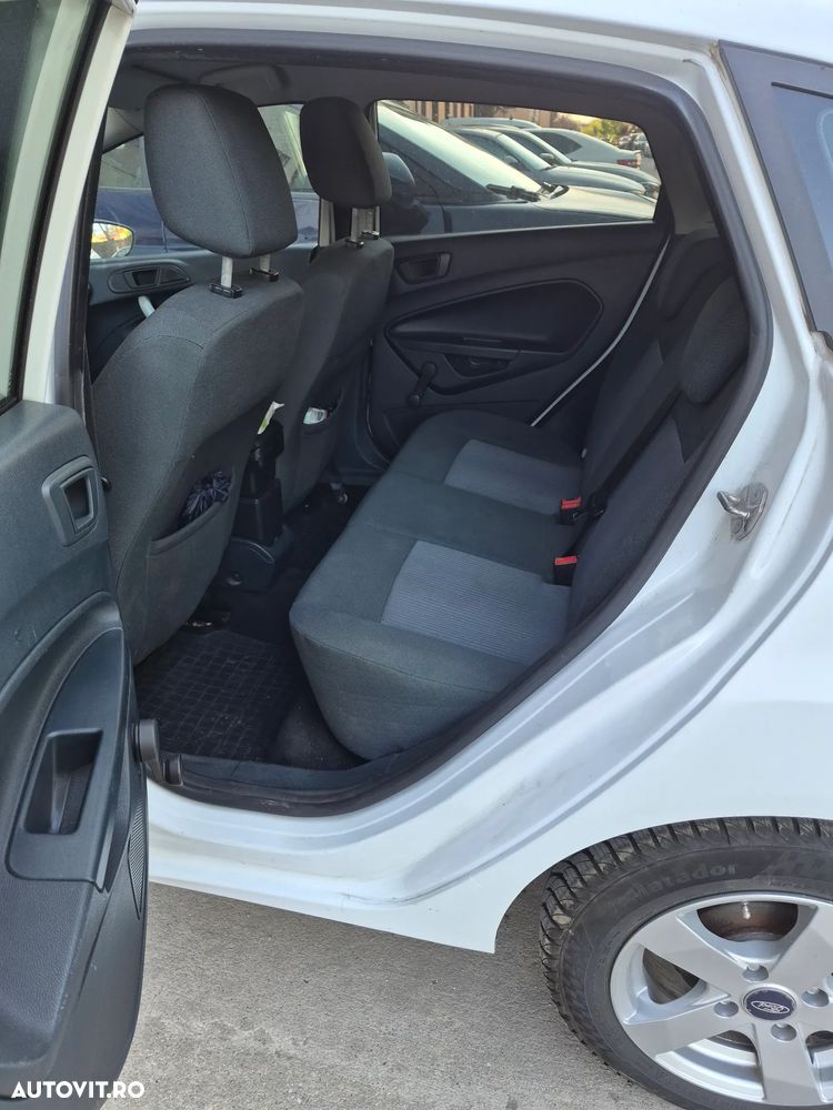Ford Fiesta - 5
