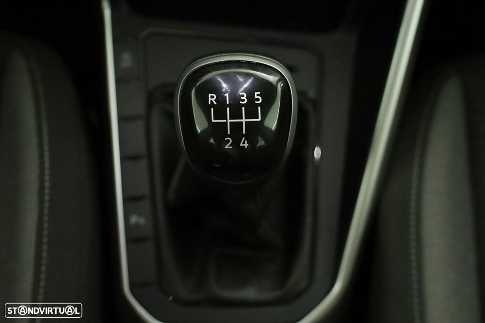 VW Taigo 1.0 TSI Urban - 13