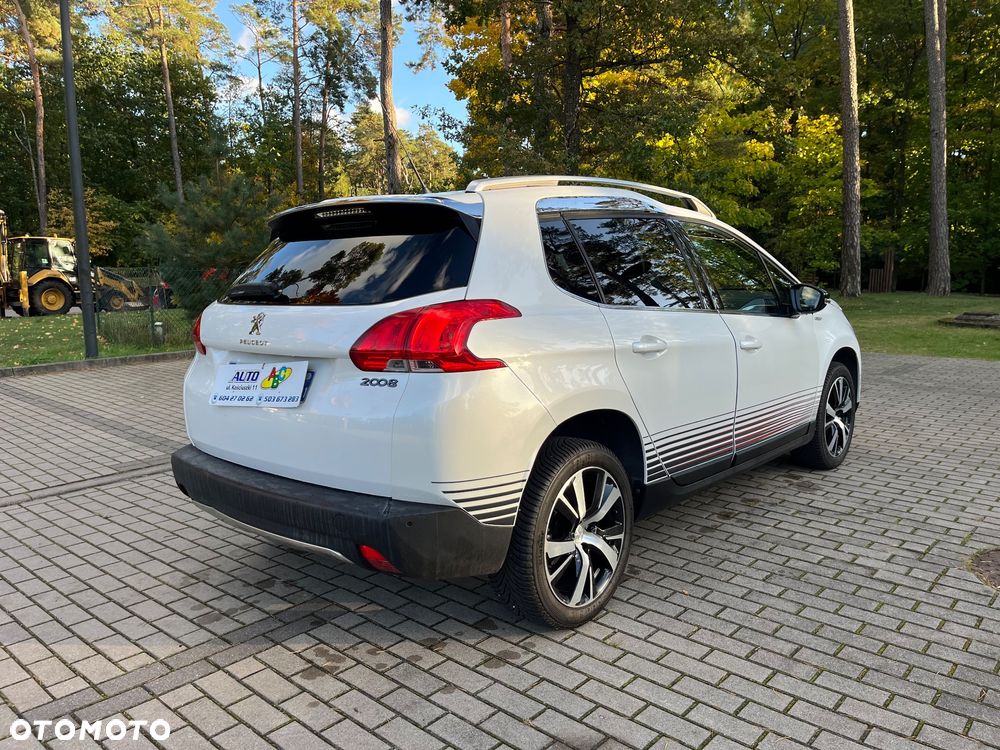 Peugeot 2008 PureTech 110 Stop&Start Urban Move - 3