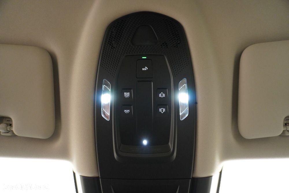 Porsche Cayenne - 25