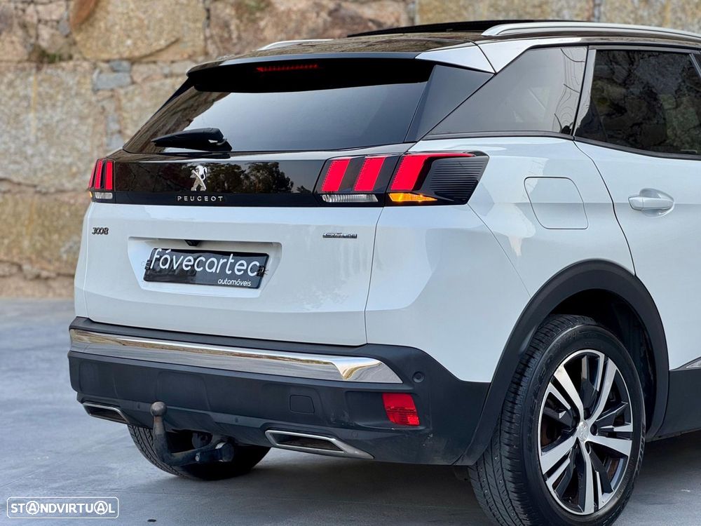 Peugeot 3008 1.2 PureTech Allure EAT6 - 23