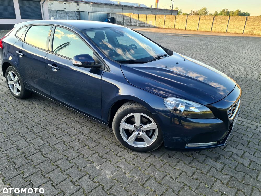 Volvo V40 D2 - 7