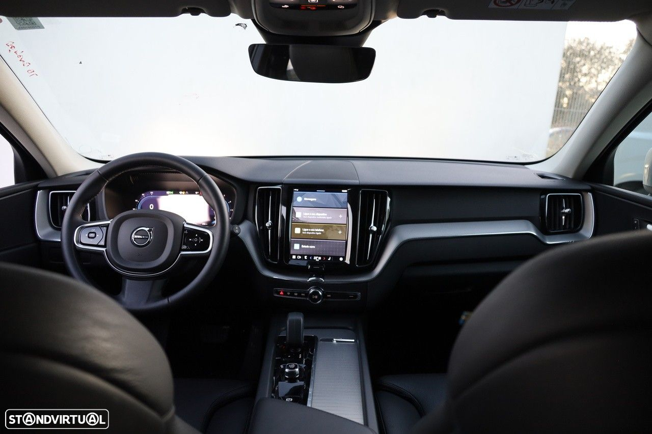Volvo XC 60 2.0 B5 Plus Bright AWD - 14
