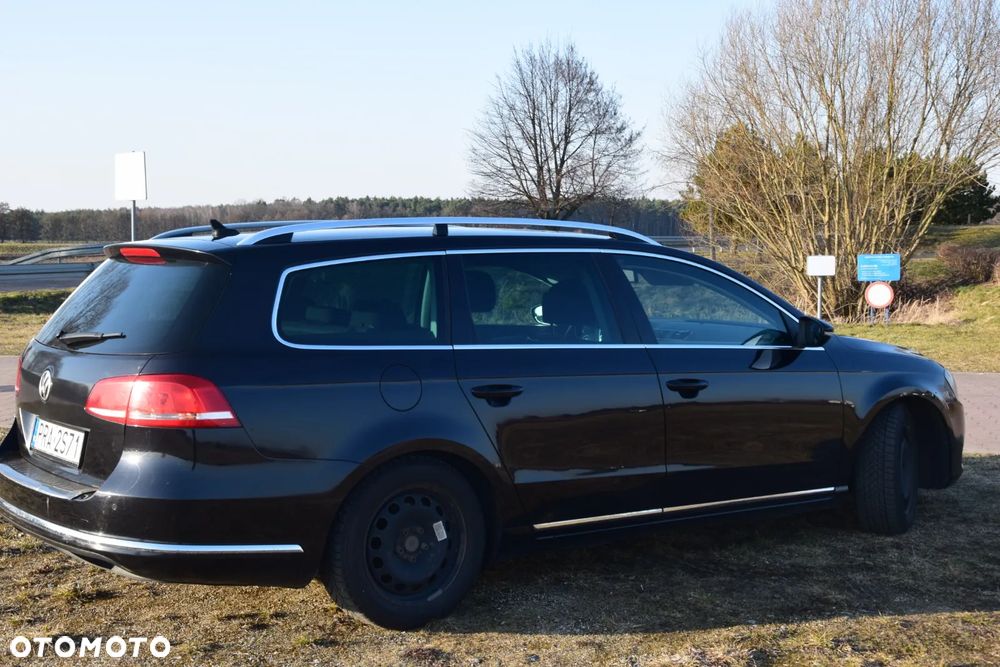 Volkswagen Passat 2.0 Blue TDI DSG SCR Comfortline - 5