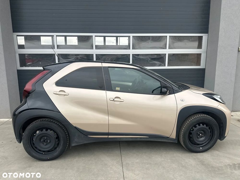 Toyota Aygo X 1.0 VVT-i Selection CVT - 1