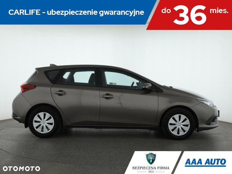 Toyota Auris - 7