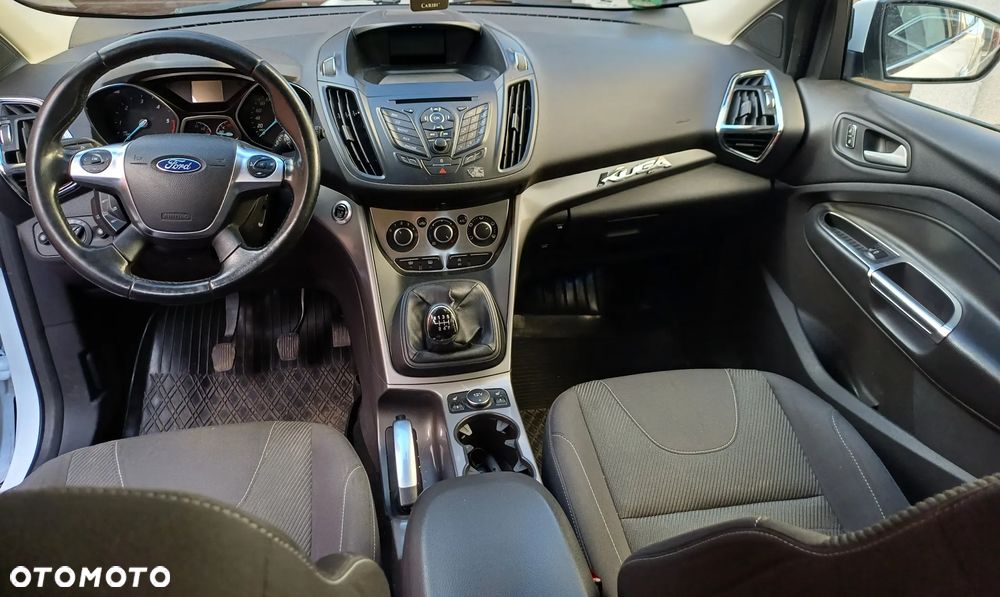 Ford Kuga 2.0 TDCi 2x4 Titanium - 7
