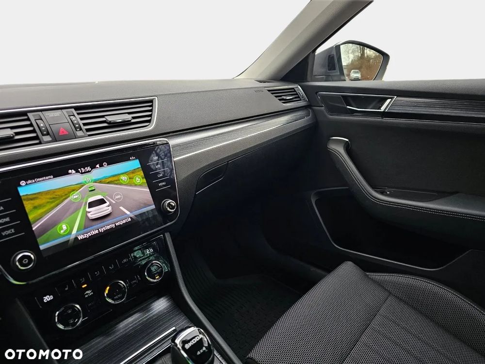 Skoda Superb 2.0 TDI SCR 4x4 Style DSG - 29