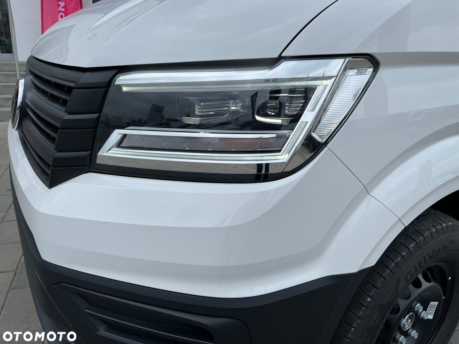 Volkswagen Crafter Crafter 35 Furgon, silnik: 2,0 l  130 kW, skrzynia biegów: napęd 4MOTION, automatyczna 8-biegowa rozstaw osi: 3640 mm - 7