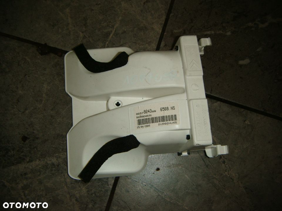 peugeot 1007 05r wentylator komputera 9657924380 - 1