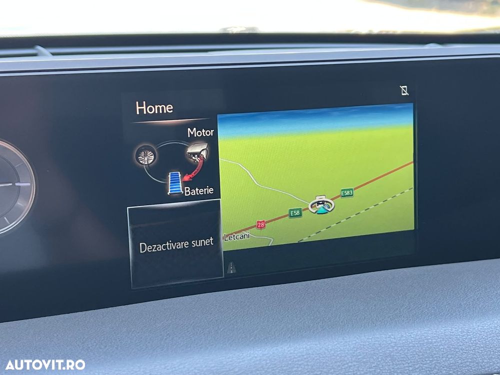 Lexus UX 250h (E-FOUR) Executive Line - 24