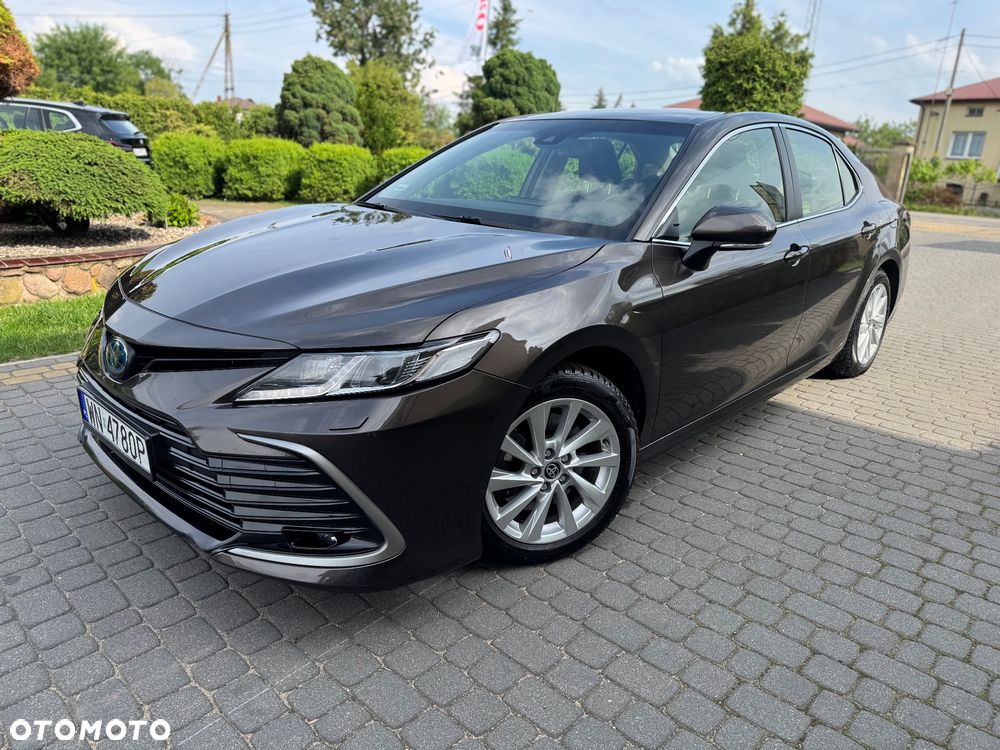 Toyota Camry 2.5 Hybrid Comfort CVT - 2