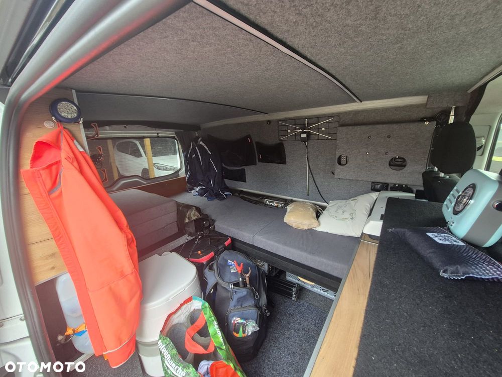 Mercedes-Benz Vito - 14