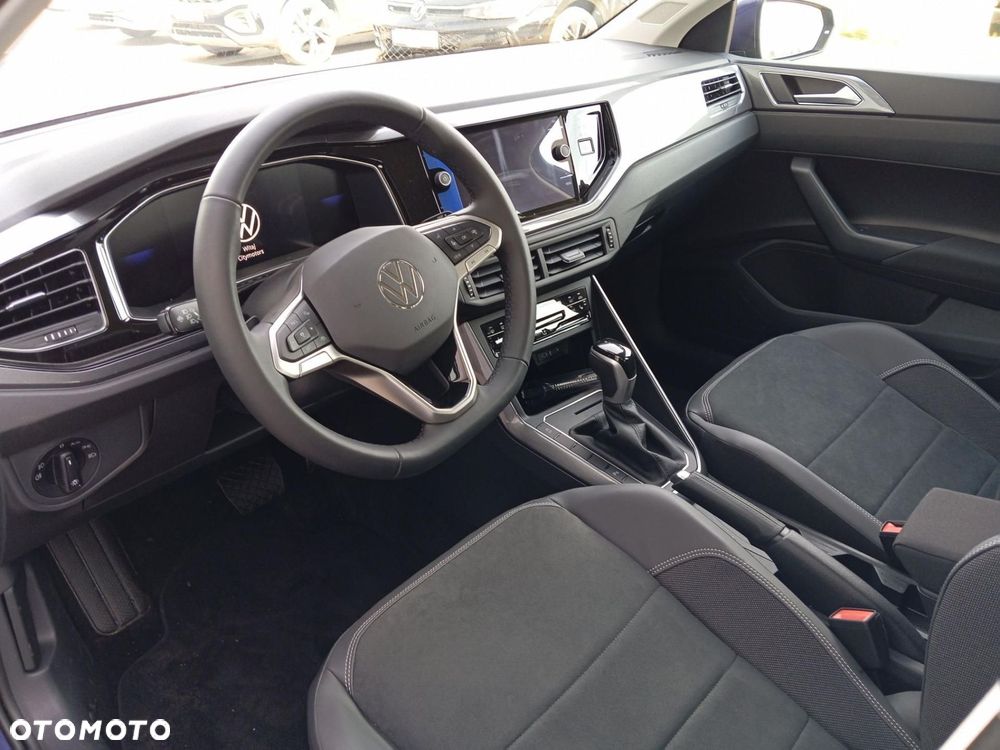 Volkswagen Polo - 12