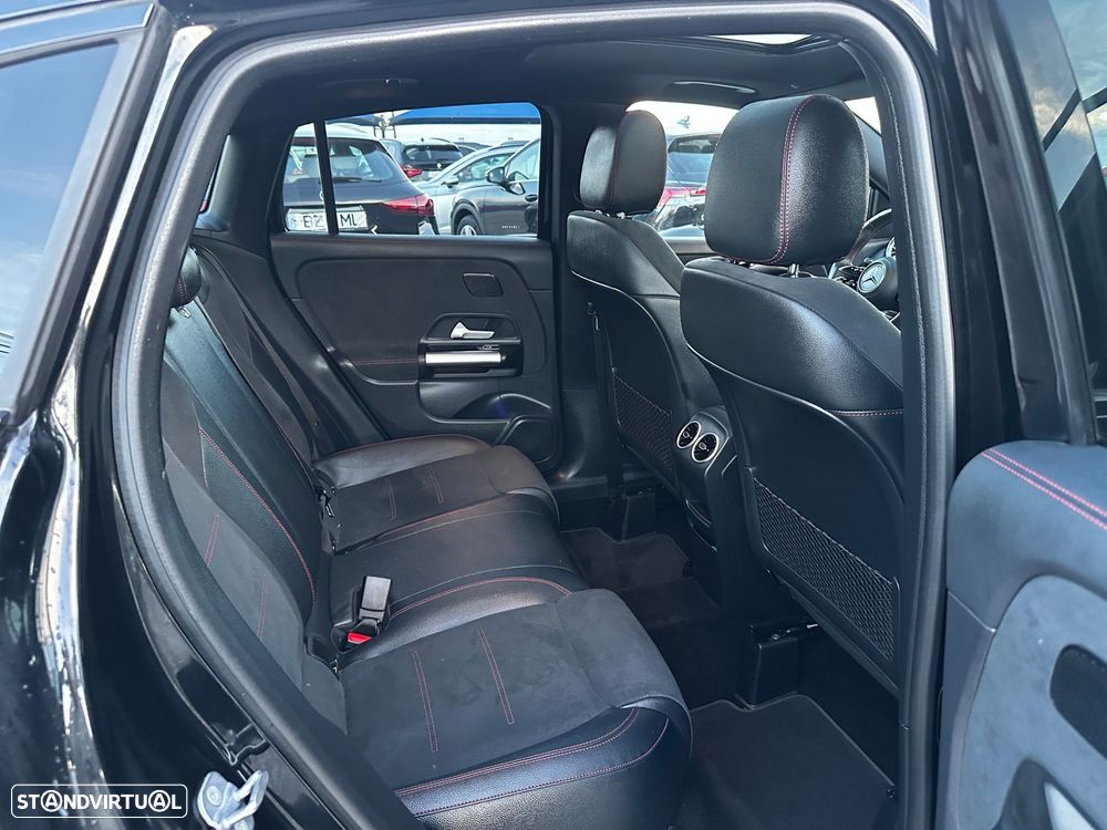 Mercedes-Benz GLA 250 e AMG Line - 52