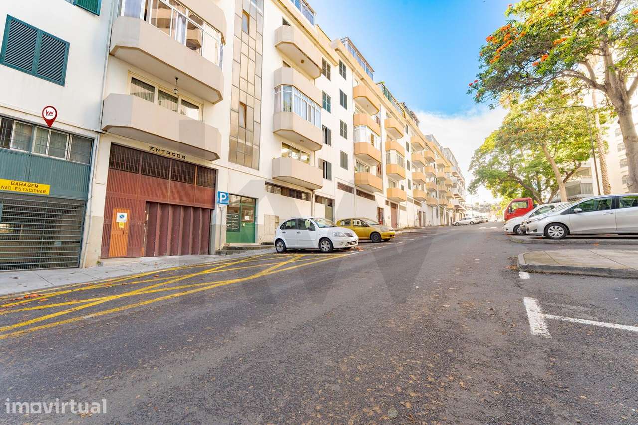 Espaço Comercial em Cave – 360 m2 | Zona Central do Funchal | Oportuni - Grande imagem: 4/29