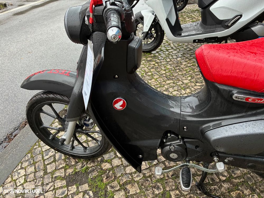 Honda Super Cub - 10