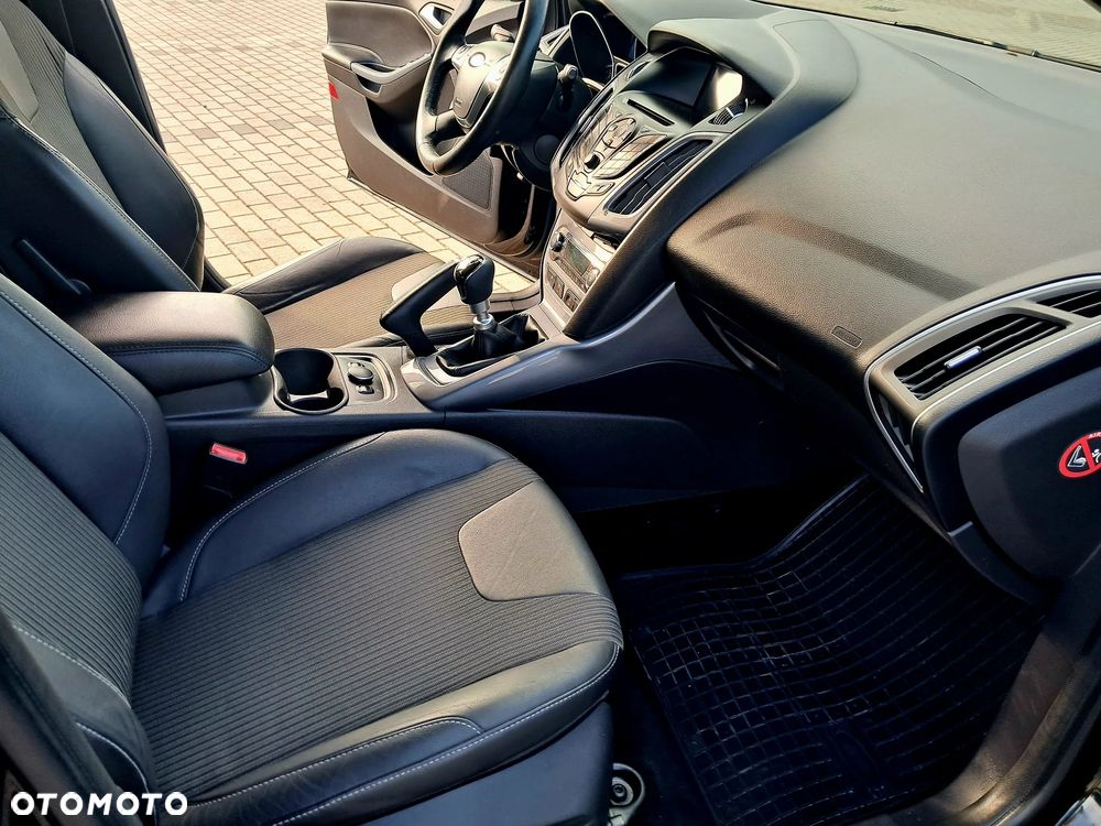 Ford Focus - 18
