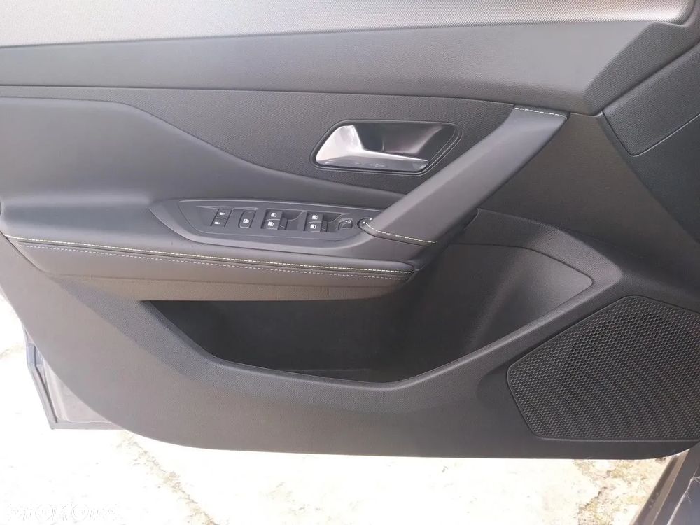 Peugeot 308 1.5 BlueHDi GT S&S EAT8 - 9