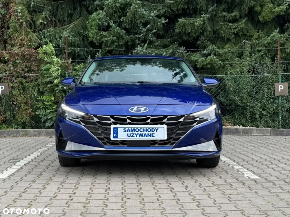 Hyundai Elantra 1.6 Executive CVT - 28