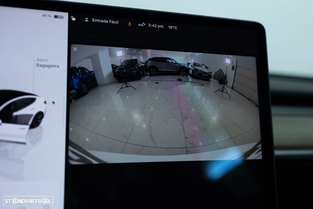 Tesla Model 3 Long-Range Dual Motor AWD - 23