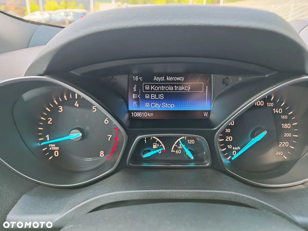 Ford Kuga 1.5 EcoBoost 2x4 ST-Line - 32
