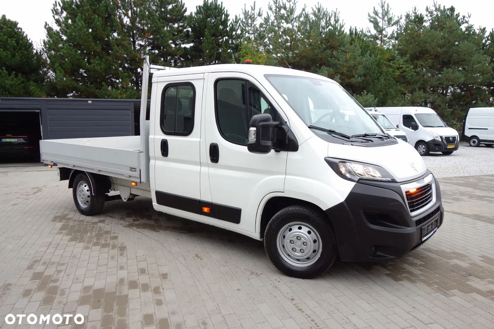 Peugeot Boxer Doka 2.2 Bluehdi 165 KM 7 Osobowa Klima Webasto - 14