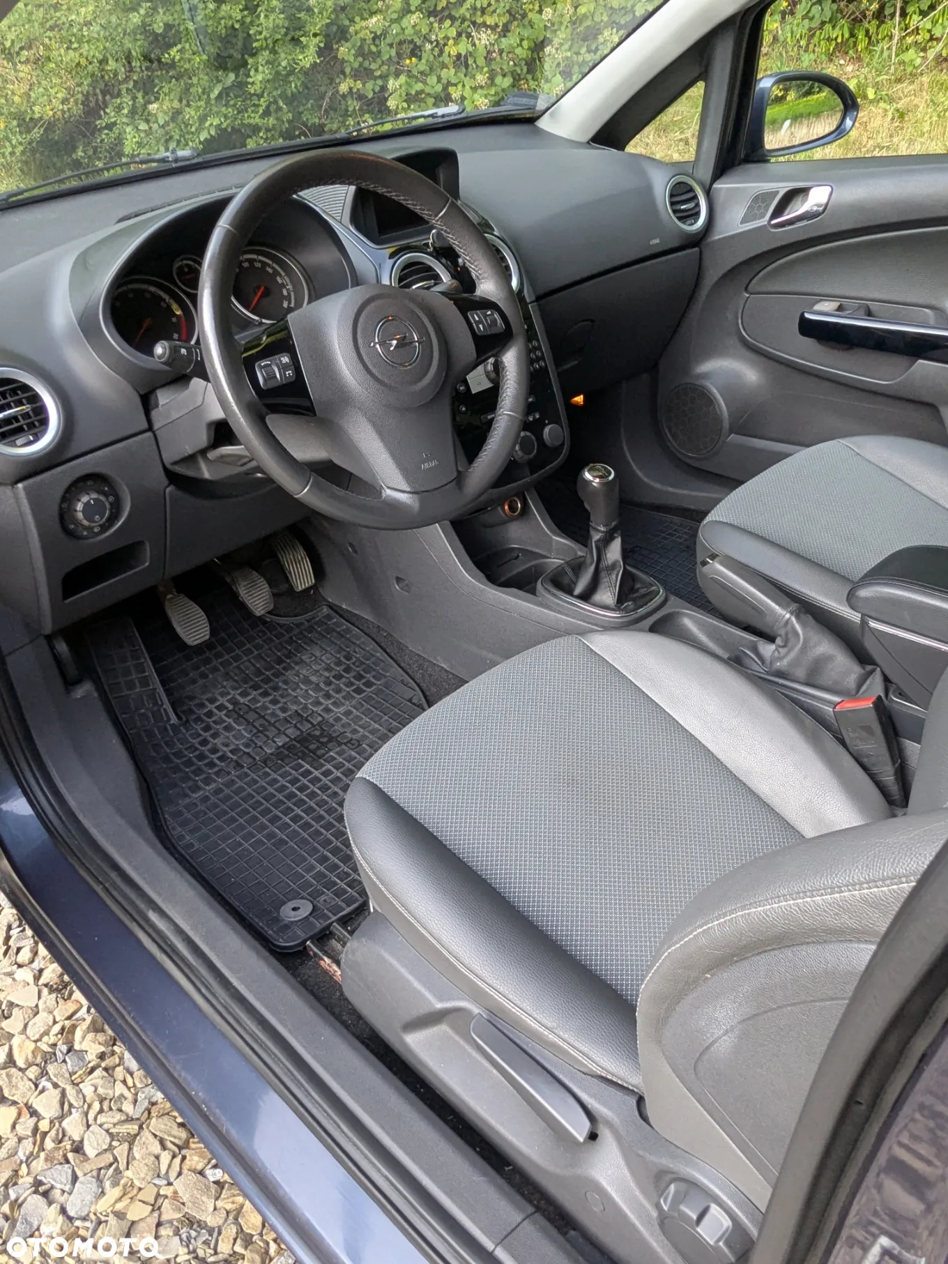 Opel Corsa - 10