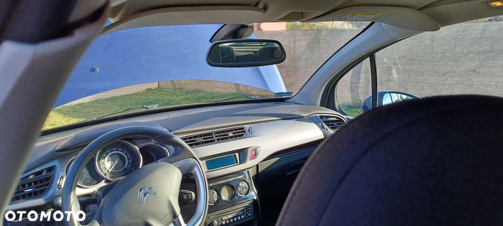 Citroën C3 Pure Tech (VTi) 82 Exclusive - 8