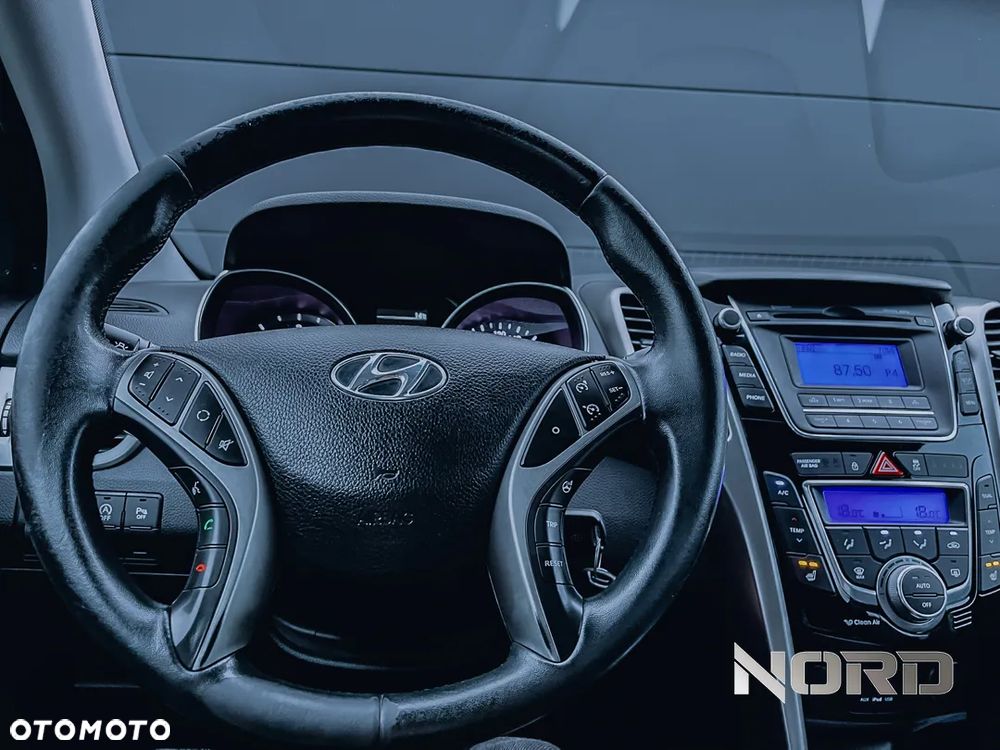 Hyundai i30 1.6 CRDi BlueDrive Comfort - 29