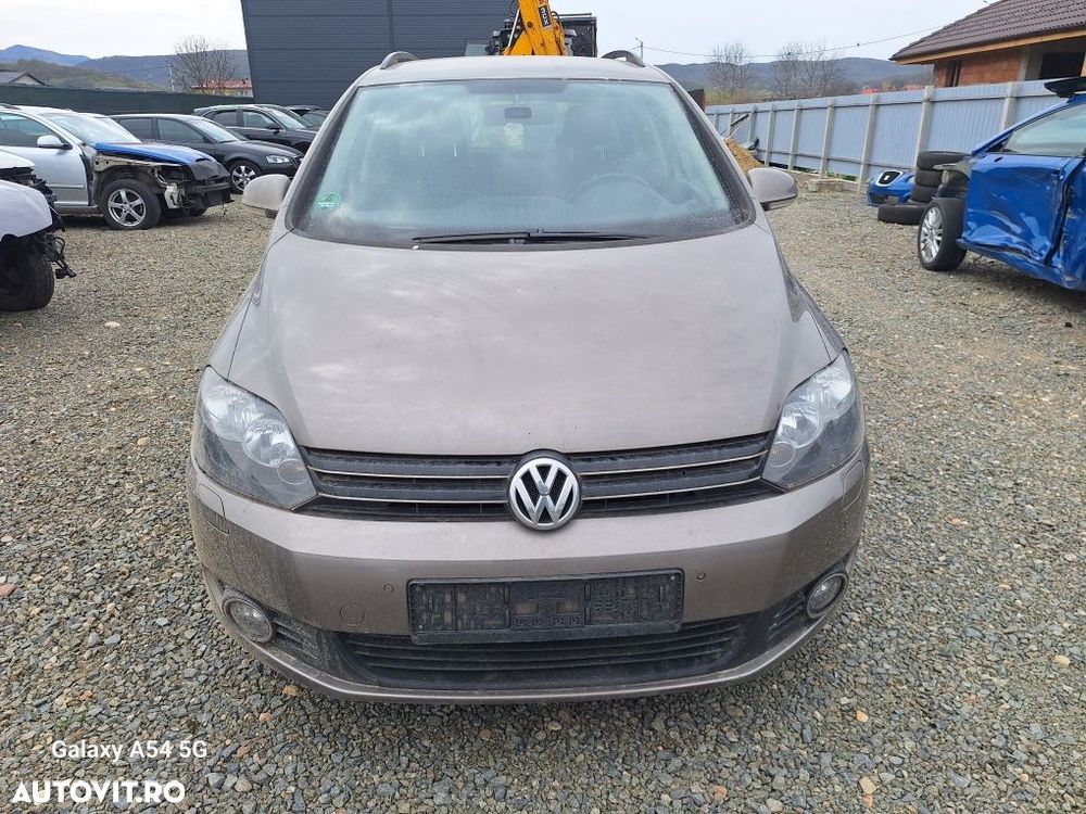 Dezmembrez VW Golf 6 Plus motor 1.2 CBZ sau 1.4 CAV cod culoare LC9X si LA8X - 1