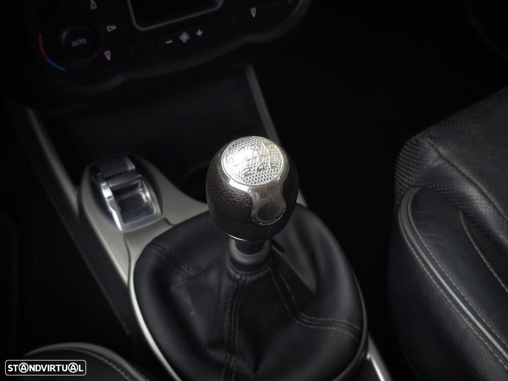 Alfa Romeo MiTo 1.6 JTDM Distinctive - 22