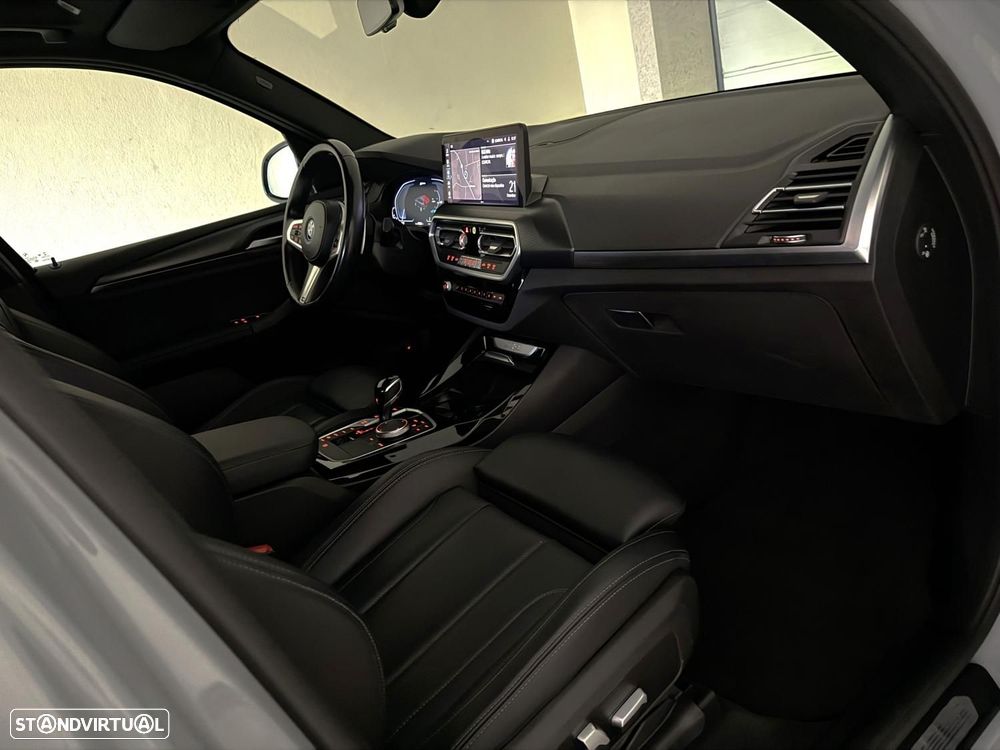 BMW X3 30 e xDrive Pack M — fotografia 24