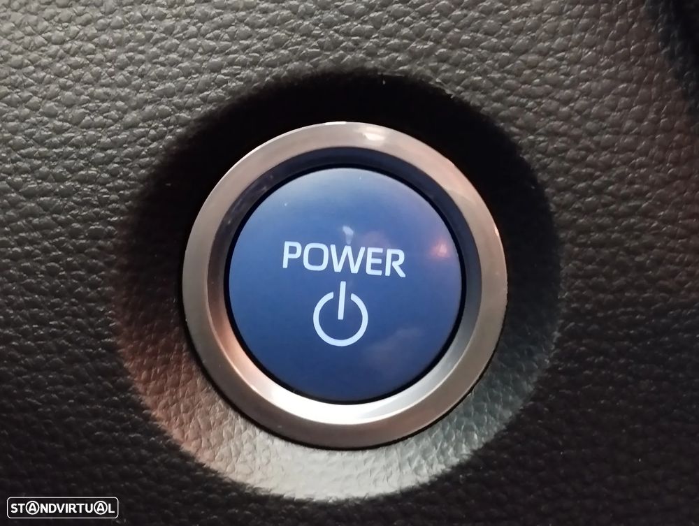 Toyota Corolla 1.8 Hybrid Square Collection - 24